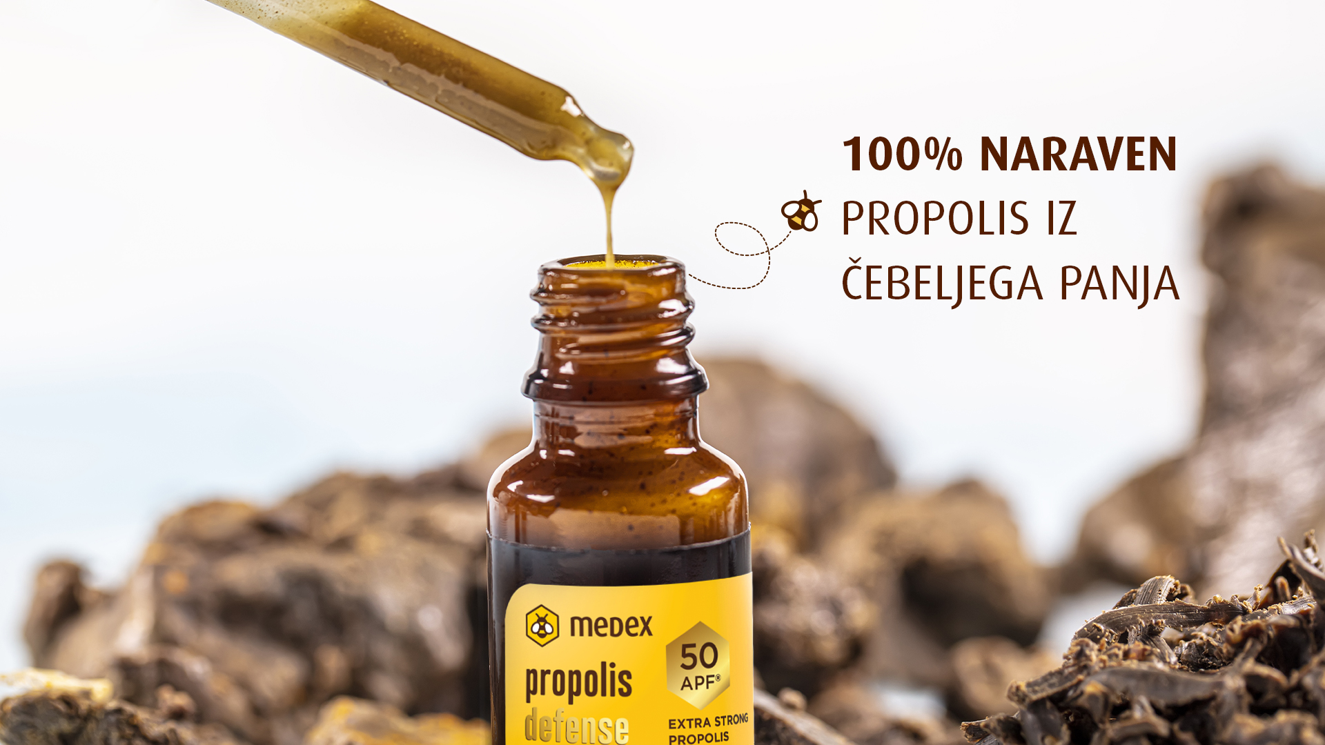 Propolis-iz-cebeljega-panja
